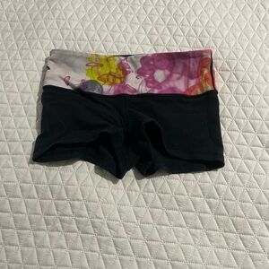 Lululemon reversible shorts